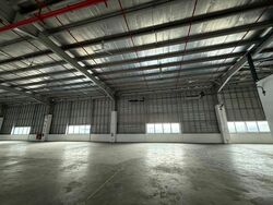 Thyssen Haniel Logistics Centre (D16), Warehouse #597569401
